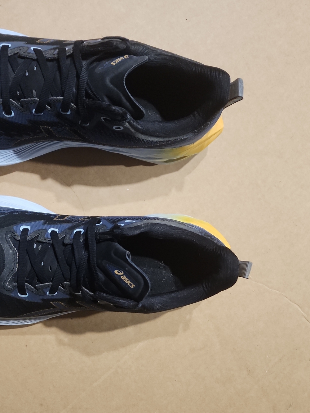 ASICS Novablast 4 Black Thunder Blue Running Shoes 1011B693 Men's Sz 11.5 - Picture 4 of 8